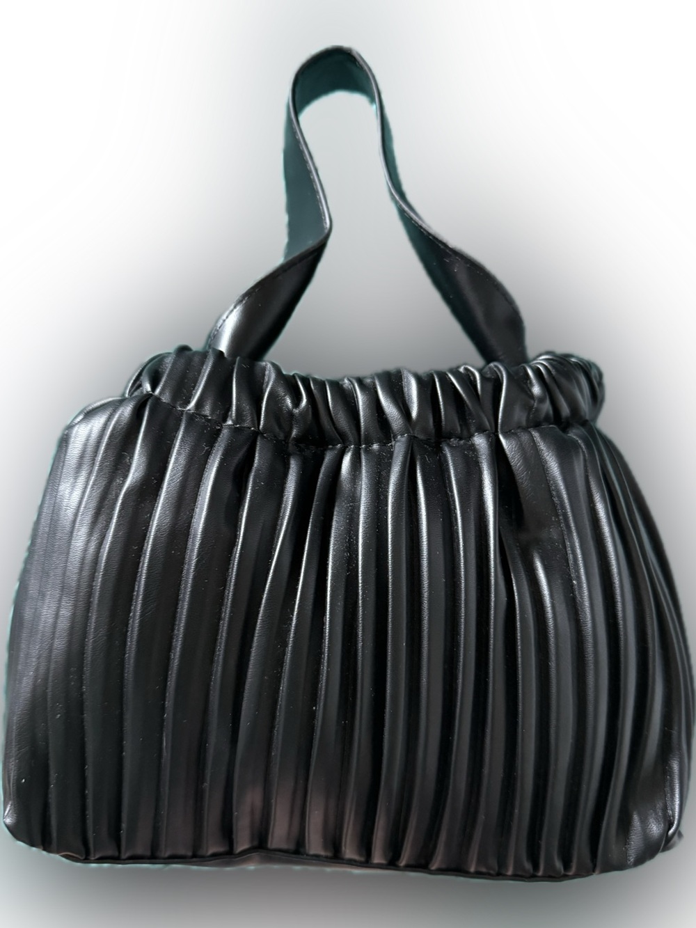 (2/$10😀) Black Pleated Faux Leather Handbag w Shoulder Strap